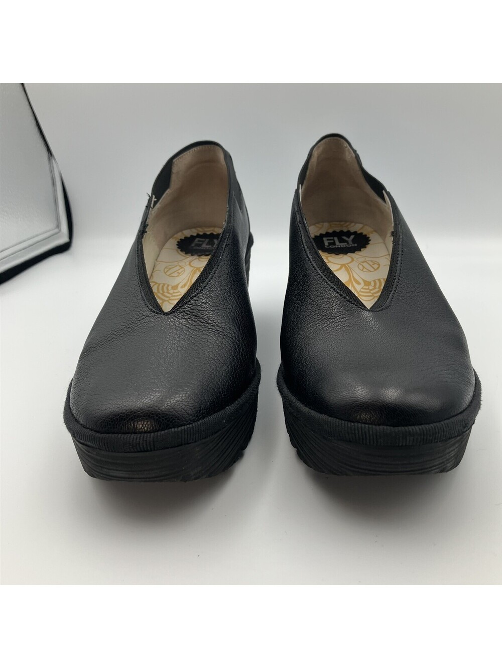 Fly London Yaz Black Wedge Pumps Womens Size 39 (8.5 US) - Picture 4 of 9
